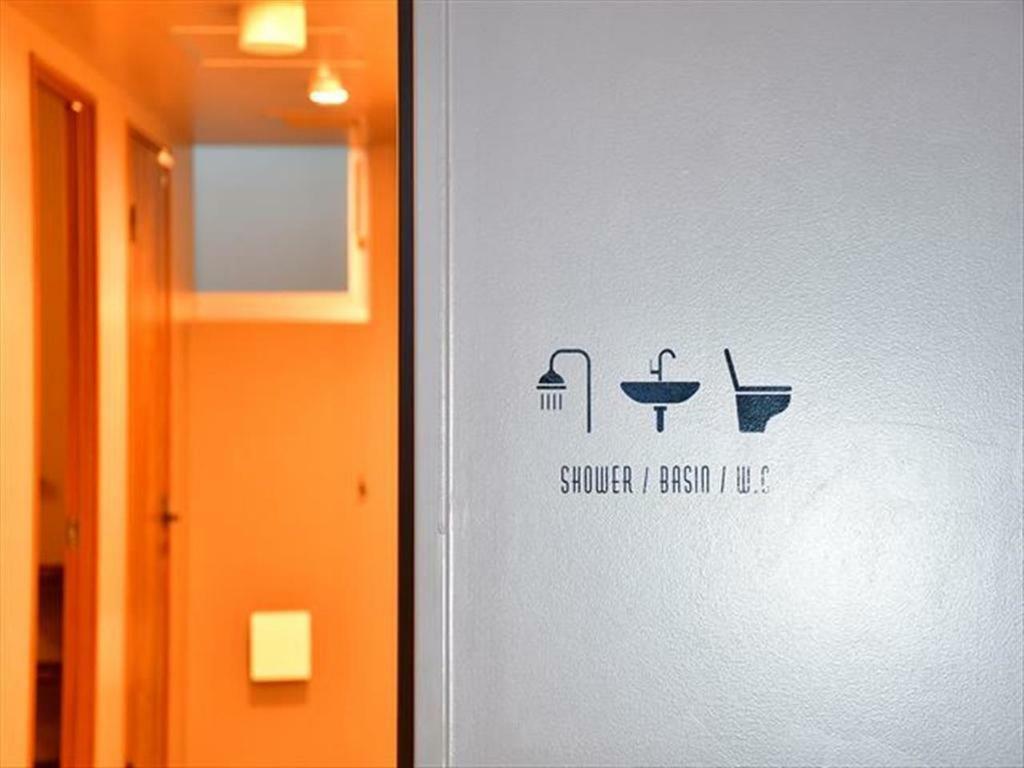 Mayudama Cabin Hostel Yokohama  Bagian luar foto