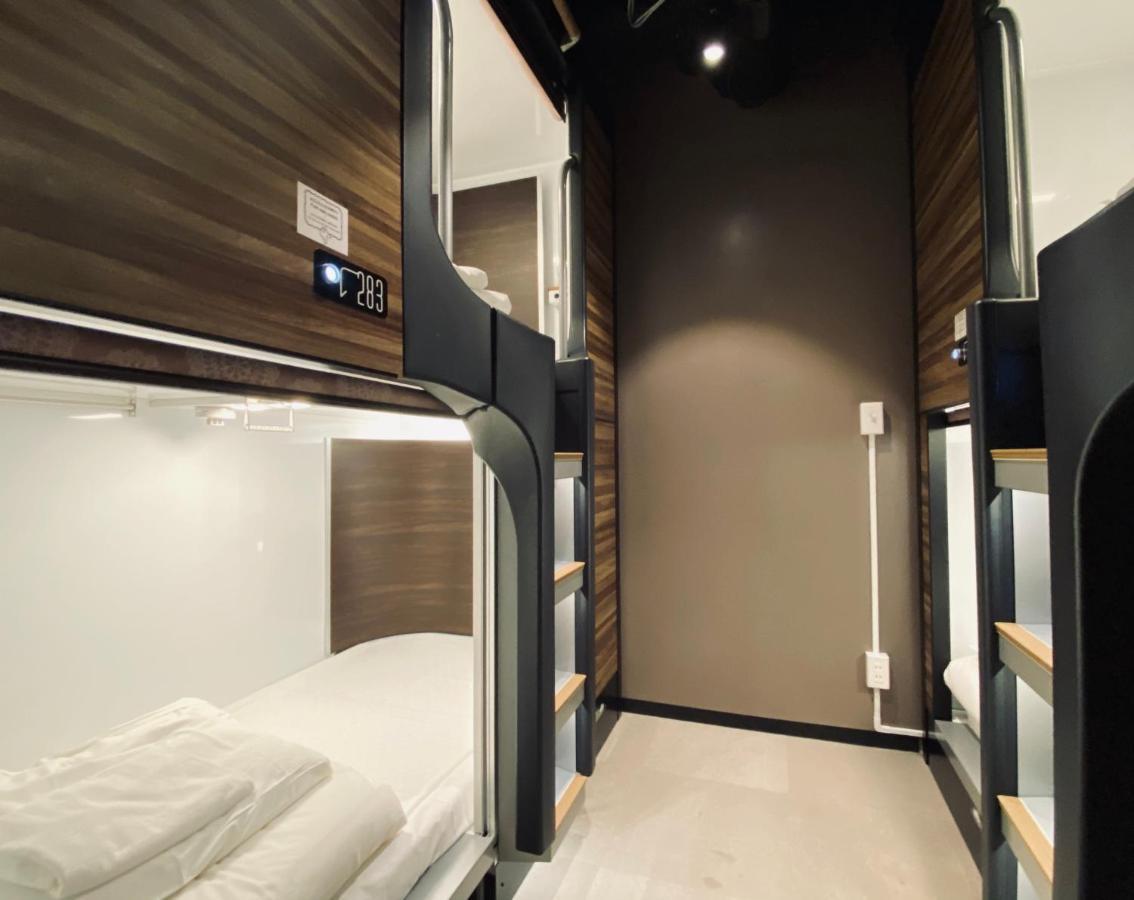Mayudama Cabin Hostel Yokohama  Bagian luar foto